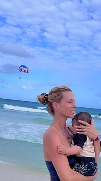 Nicole Neumann y su pequeño