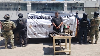 Marina captura a presunto integrante del CJNG en Sinaloa: aseguró armas, vehículos y equipo táctico