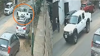 Dos imágenes de videovigilancia de una calle con autos estacionados y una camioneta blanca destacada con un círculo naranja