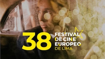 Un hombre observa a través de la ventanilla de un automóvil entre reflejos de luces, junto al texto del Festival de Cine Europeo de Lima