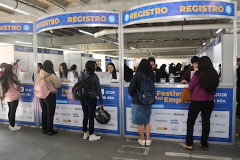 El Festival del Empleo de AmCham Guatemala cobra relevancia en un mercado laboral con 2.2% de desempleo abierto y alta informalidad en Guatemala.