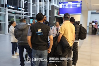 La Cancillería exhortó a la población a verificar la autenticidad de cualquier propuesta de trabajo antes de viajar fuera del país. (Foto: Secretaria de Relaciones Exteriores)