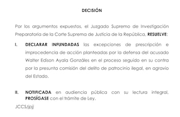 Documento oficial con el texto de una resolución judicial sobre el proceso penal contra Walter Edison Ayala Gonzáles