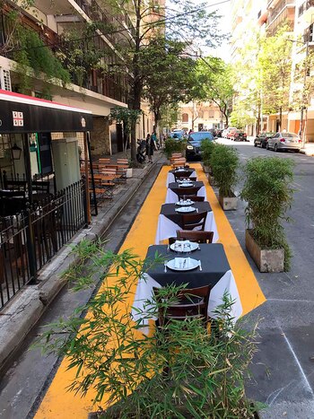 gastronomía en patios y terrazas
