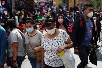 La Ciudad de México y el Estado de México son las entidades con mayor número de casos activos estimados (con fecha de inicio de los últimos 14 días por el índice de positividad, por entidad y semana epidemiológica) (Foto: REUTERS/Gustavo Graf)