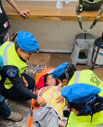 En pleno Día de las Madres una niña de 13 años da a luz a bebé en la estación Deportivo 18 de Marzo del Metro CDMX. (X/ @MetroCDMX)