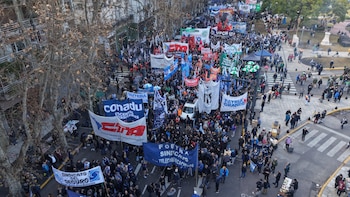 Protestas de la CGT, en vivo: las columnas desconcentran, tras los incidentes en Avellaneda y la marcha en el Congreso