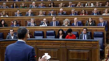 Feijóo carga contra Sánchez por