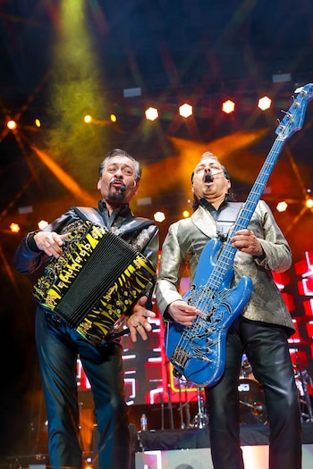 Con más de 198 millones