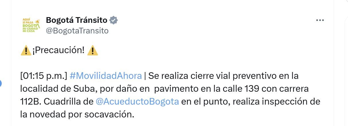 La calle 139 con carrera 112B permanece cerrada por la apertura de un socavón - crédito @BogotaTransito/X