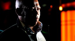 Faustino Asprilla le lanzó dura indirecta al fútbol colombiano por homenaje del Newcastle a su triplete ante el Barcelona: “Nadie”