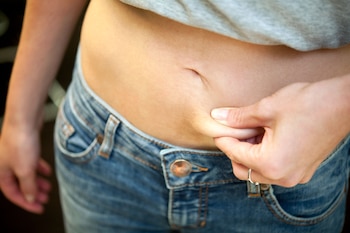 ILUSTRACIÓN - Son personas delgadas,