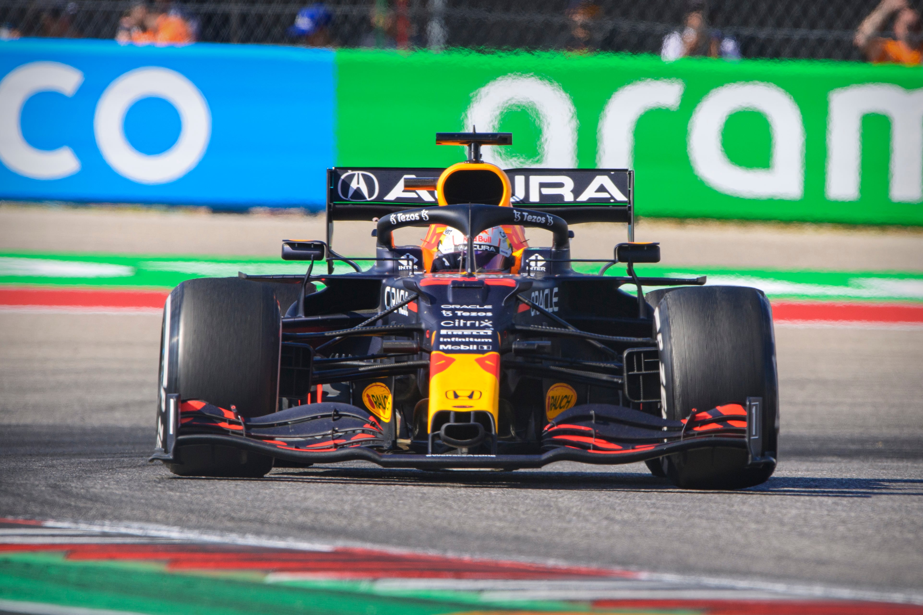 Red Bull fue investigado en 2022 por un posible exceso del límite en 2021 (Mandatory Credit: Jerome Miron-USA TODAY Sports)