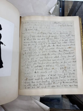 Libros robados de la familia Whitney