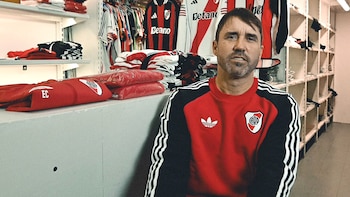 River Plate presenta a Eduardo