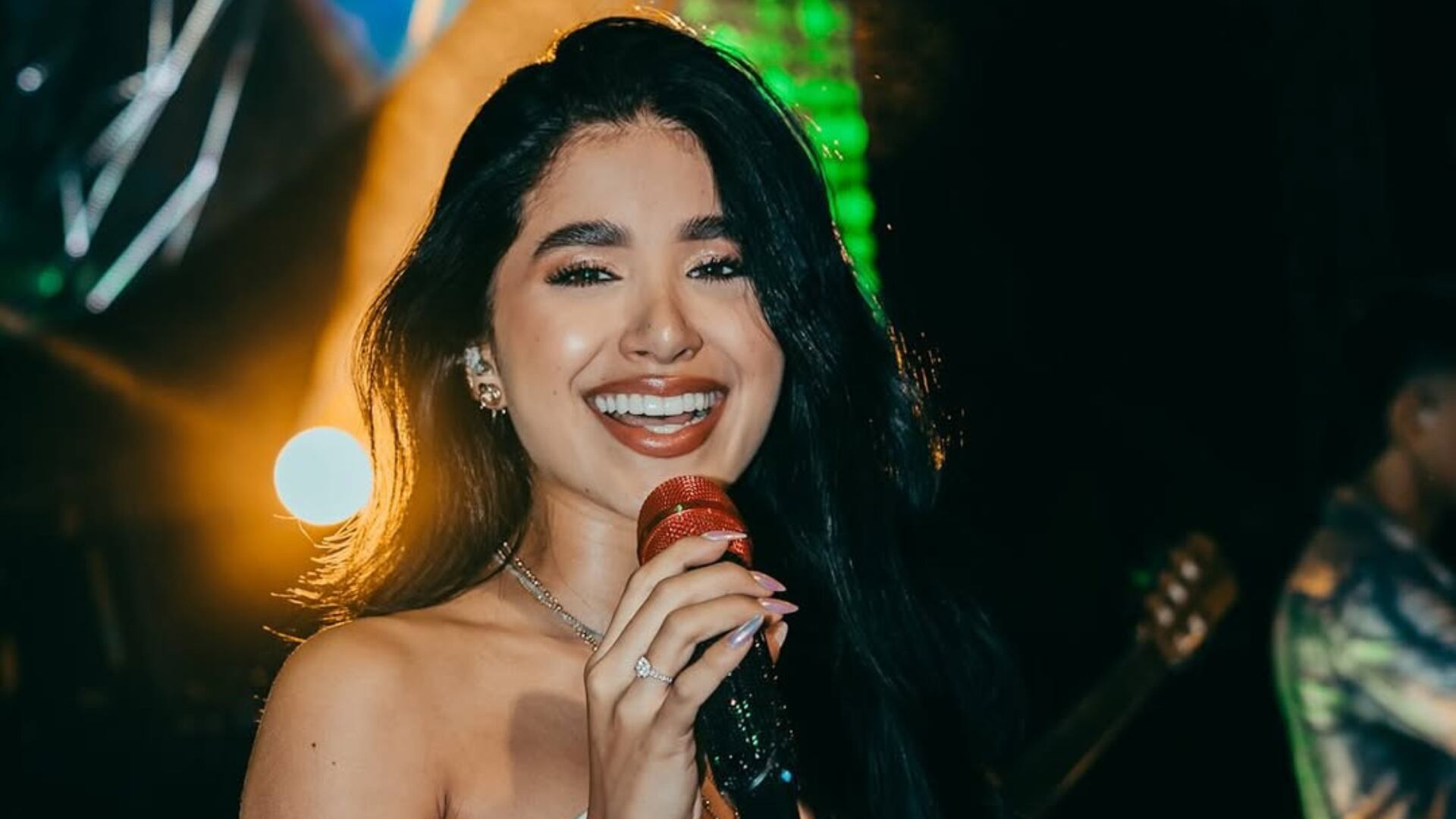 La respuesta de Jenny López a quienes critican su voz - crédito @jennylopez_oficial/Instagram