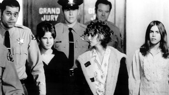 Los asesinos y sus víctimas: