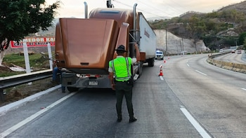 Los accidentes de tránsito generan bloqueos y cierres en rutas principales de Guatemala
