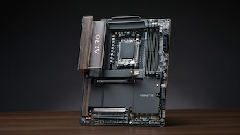 GIGABYTE AORUS
