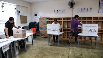 Congreso aprueba uso prioritario de colegios y universidades como locales de votación para elecciones