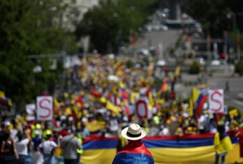 People march in support of