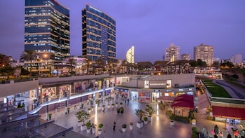 El origen de Larcomar se