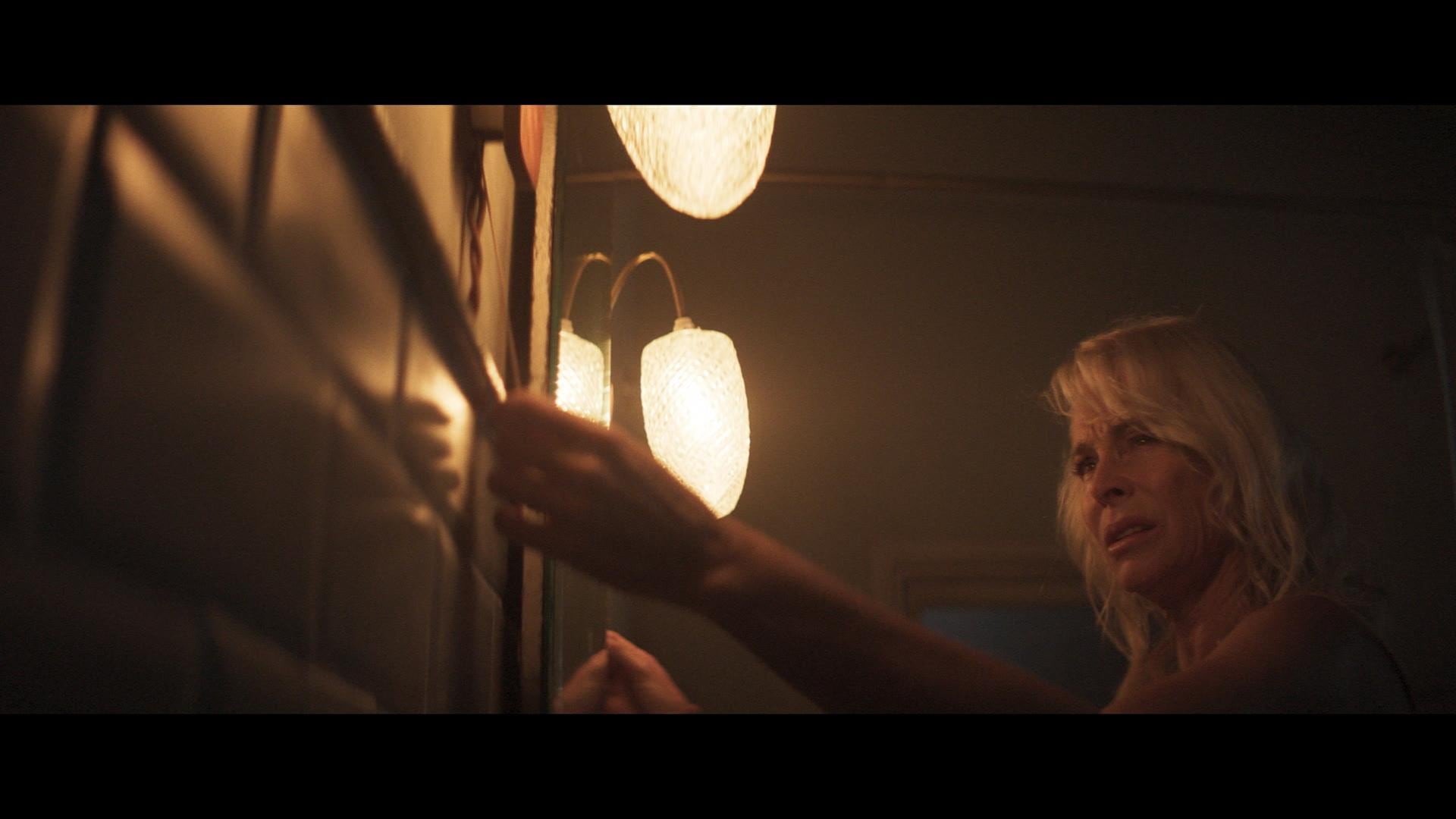 Belén Rueda teje terror y bullying en ‘El vestido’: «Estoy de acuerdo en prohibir las redes, pero hay que educar»