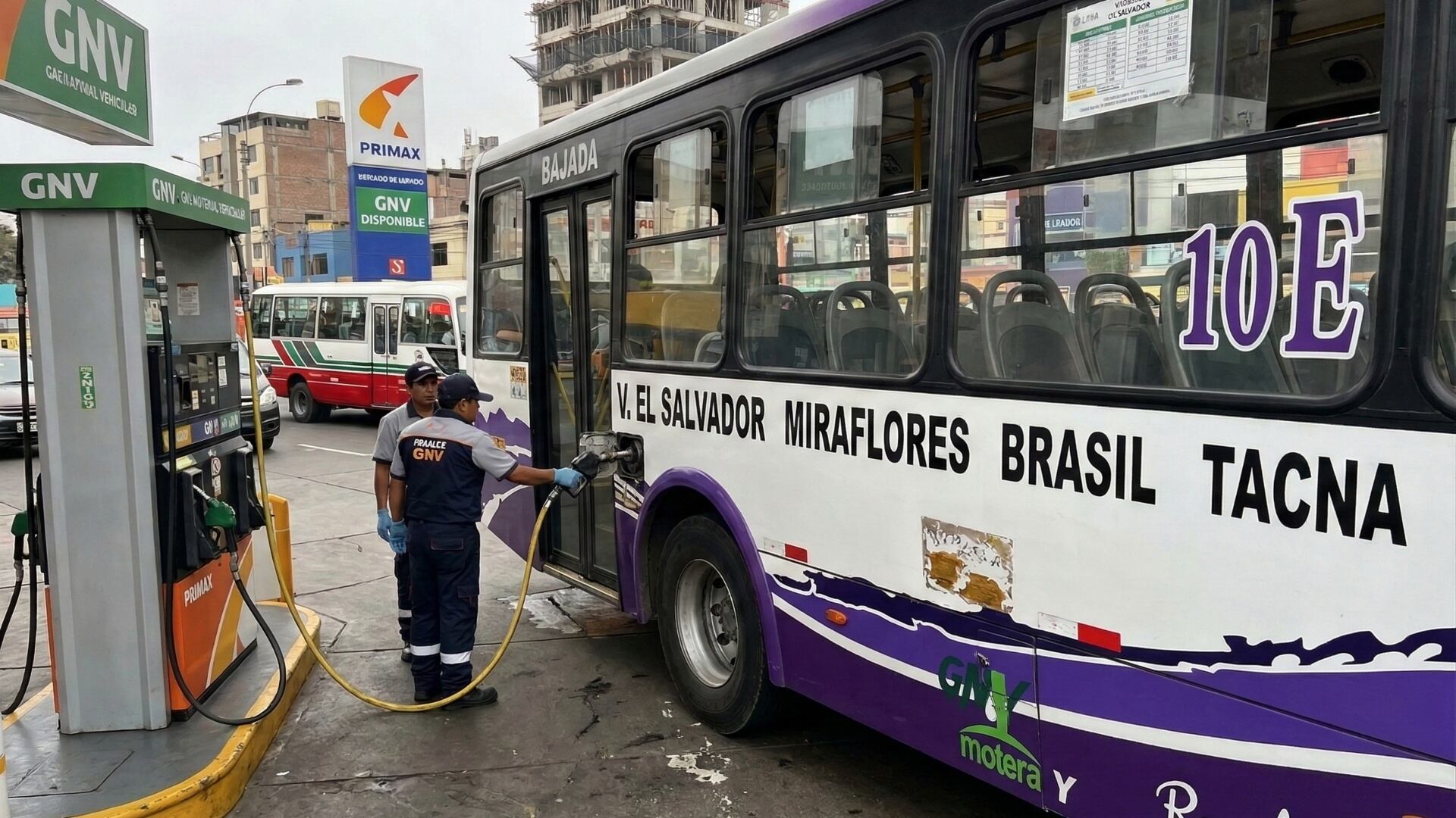 Aunque la ATU sostiene que el Metropolitano y los corredores complementarios funcionan sin contratiempos, en las estaciones de servicio de la ciudad el panorama es diferente. Foto: Imagen Ilustrativa Infobae
