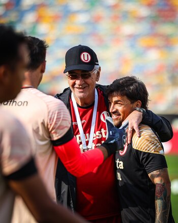 Universitario se prepara para enfrentar