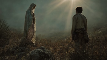 Representación de Juan Diego frente