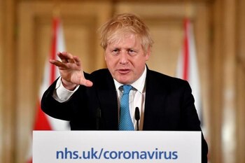 Boris Johnson declaró la cuarentena