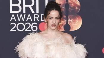 Rosalía alcanza el éxtasis y desata la locura ante un público enfervorizado en su primer concierto en Madrid