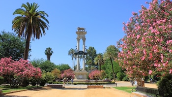 El refugio secreto junto al Real Alcázar de Sevilla: unos bonitos jardines en honor a una de las mujeres más influyentes de la ciudad