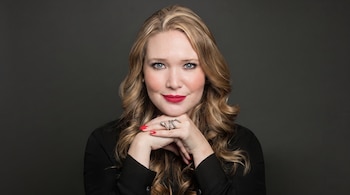 Sarah J. Maas