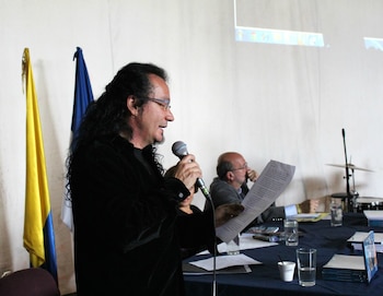 Este es el profesor Luis