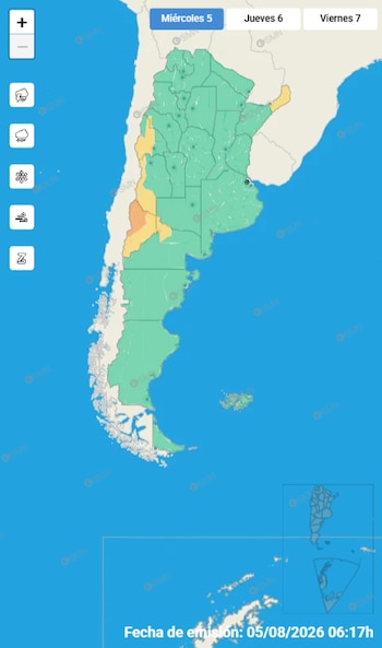 Mapa de Argentina con áreas coloreadas. Iconos de lluvia, nieve, viento, tormenta. Controles de zoom. Días y fecha de emisión