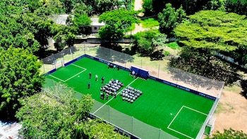La FIFA inaugura el segundo mini campo de fútbol en El Salvador