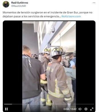 Bomberos de la CDMX esperando