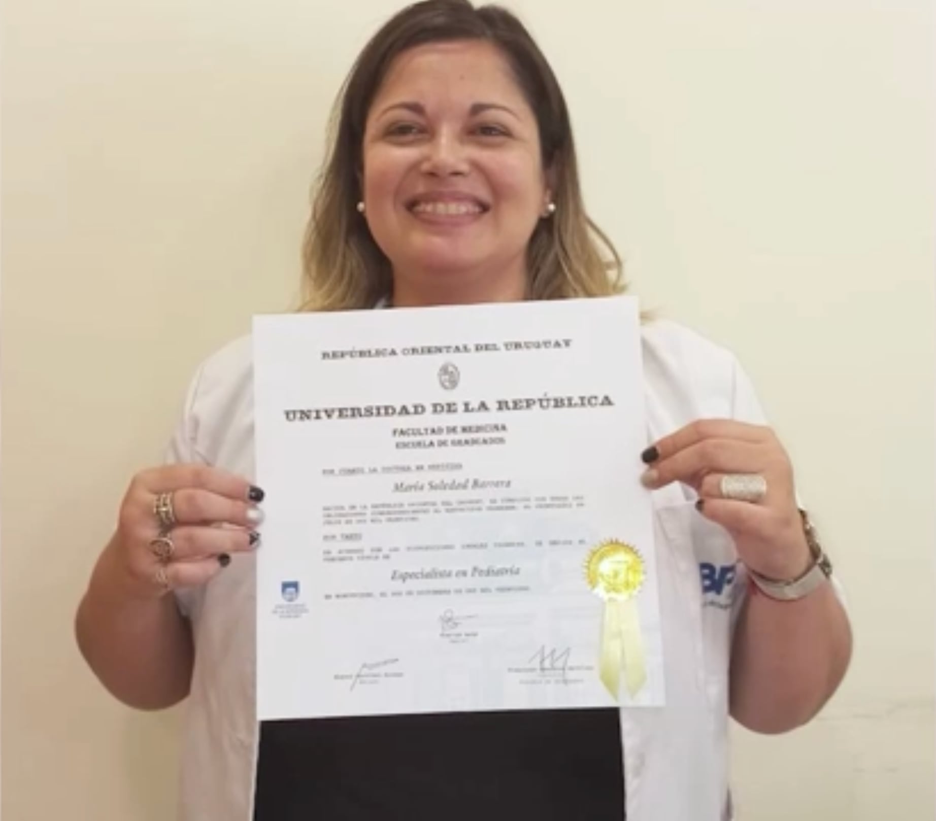 Soledad Barrera, una pediatra uruguaya que murió tras ingresar para una operación de rutina (Captura Subrayado/Canal 10)