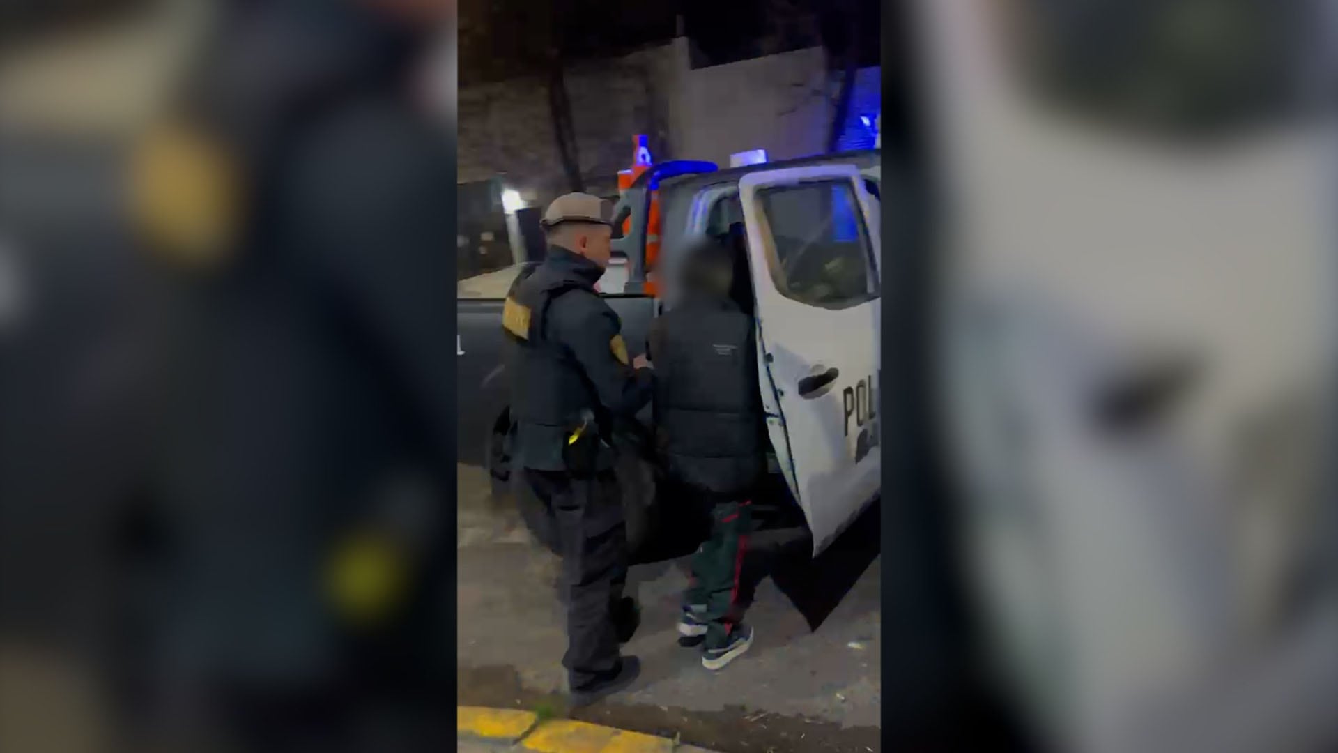 Tras ser demorados, los tres jóvenes fueron identificados por el dueño de una motocicleta