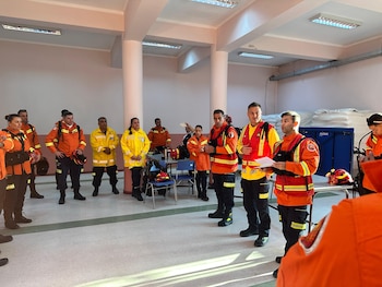 Bomberos uruguayos en Chile
