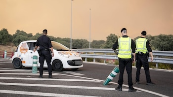 Hasta 33 carreteras afectadas por los incendios: 11 en Toledo, 10 en Ávila y 7 en Madrid