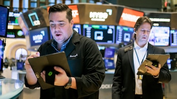 Wall Street abre en rojo