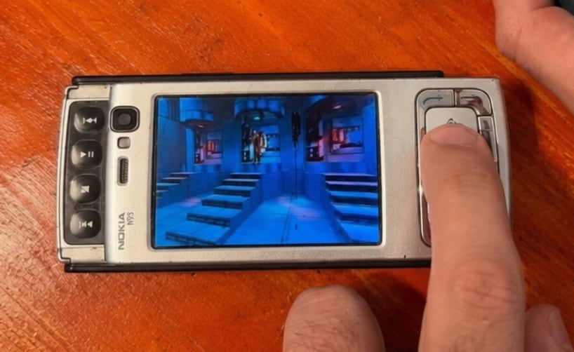Half Life totalmente funcional en el Nokia N95. (IG: Dante D. Leoncini)