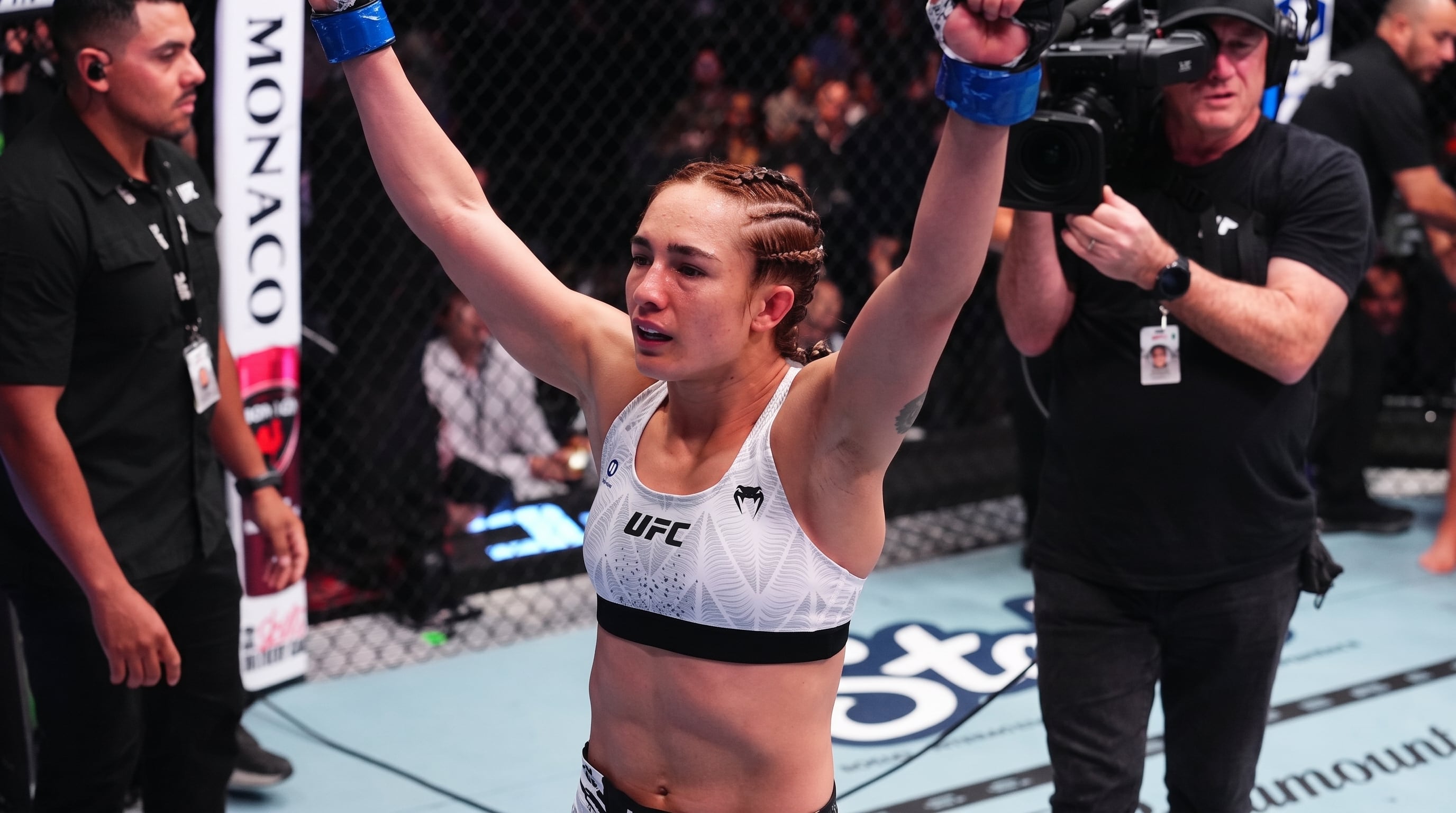El desenlace en Las Vegas representa la octava definición antes del límite para Jáuregui, quien impuso golpes consecutivos hasta que el árbitro frenó el combate. (Especial)