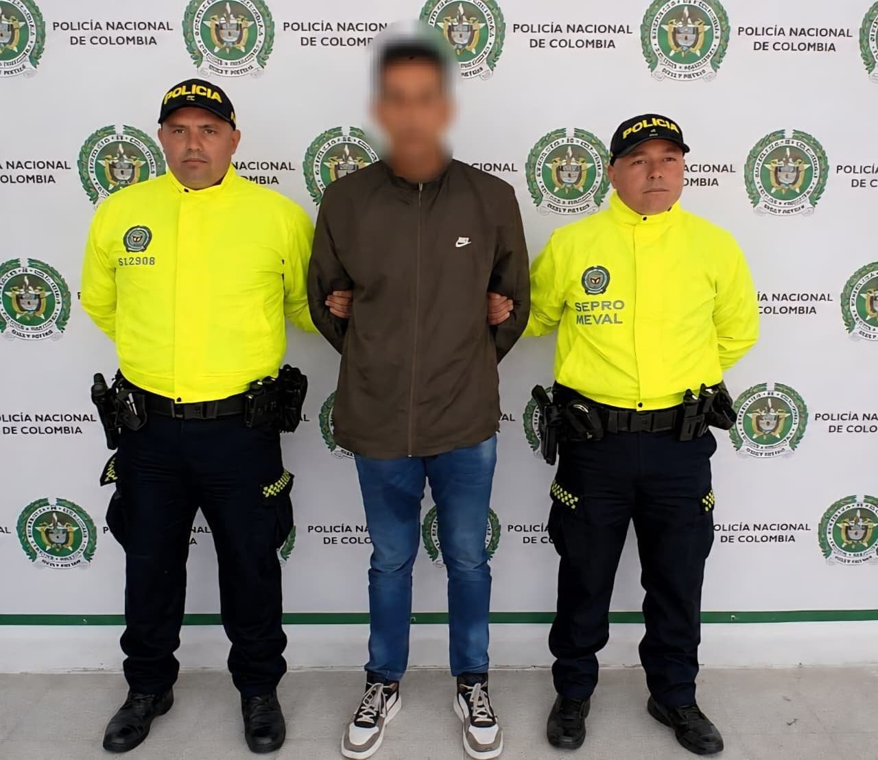 La impactante captura de un profesor de natación en Medellín por presuntos abusos a menores estremece a la comunidad - crédito @Teleantioquia/X