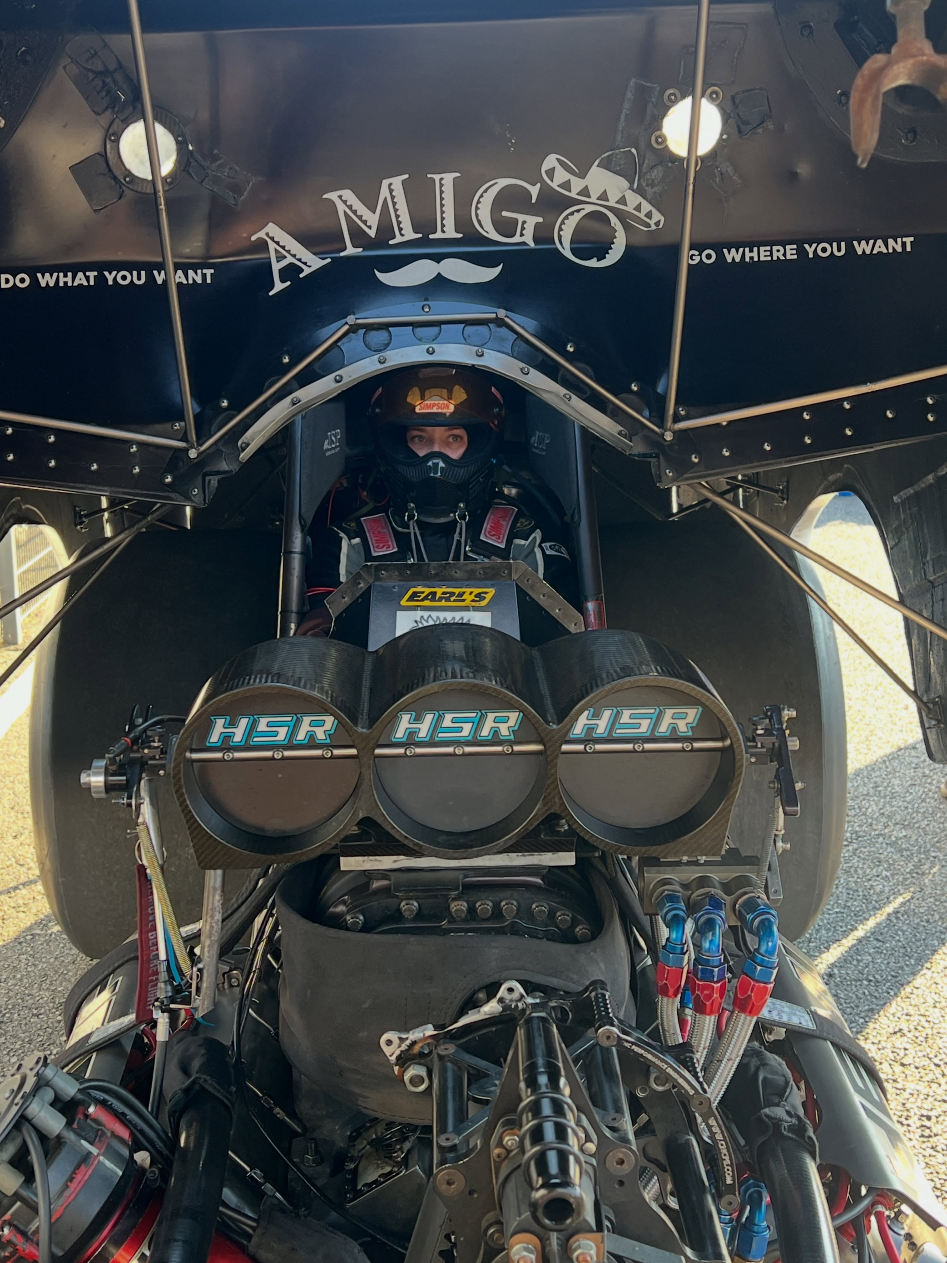 La especialidad registra un predominio femenino sin equivalente en otras categorías del automovilismo, con siete campeonas en las nueve campañas más recientes del certamen continental de drag racing (@susannecallinracing)