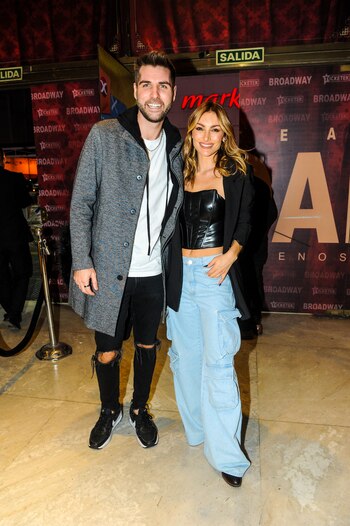 Sofía Macaggi y su pareja