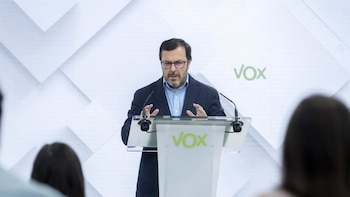 Vox insiste en hablar de