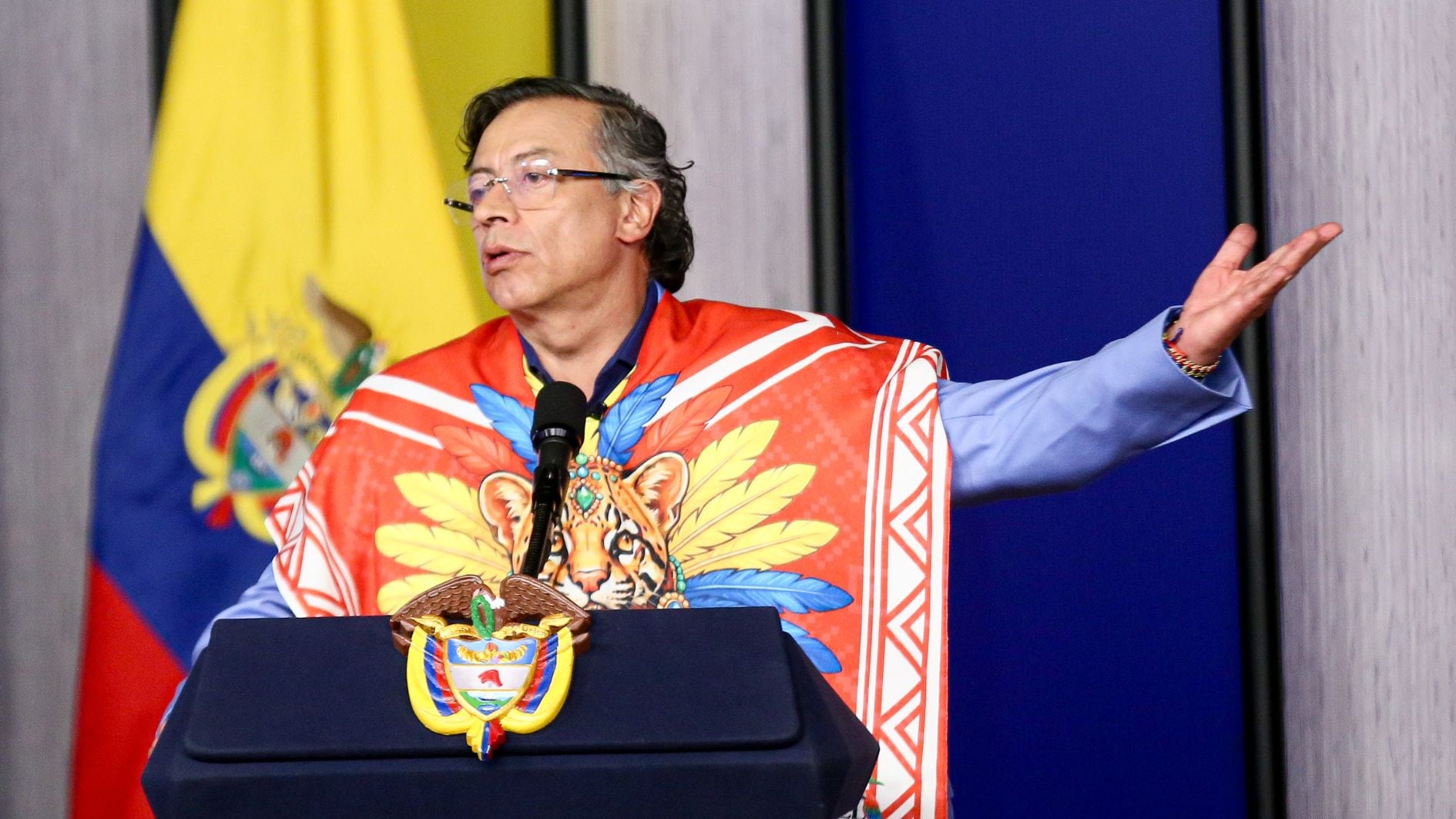 Antes del fin del Gobierno Petro, el jefe de Estado firmó ley que crea el Programa de Alimentación Universitaria: “Obligatorio”
